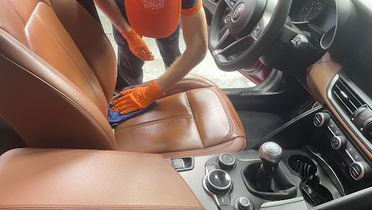 Car Wash Con Gancho (𝘊.𝘊. 7 𝘗𝘢𝘭𝘮𝘢𝘴)